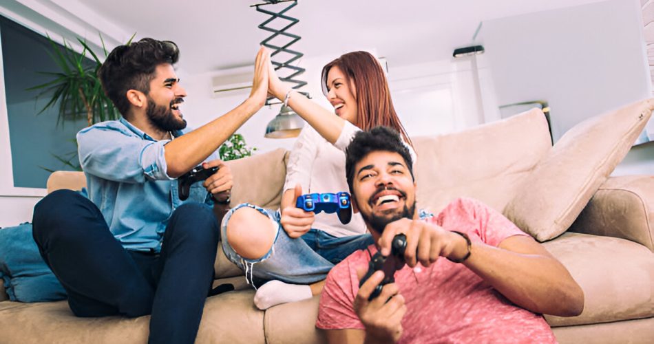 Games to Play With Friends Right Now