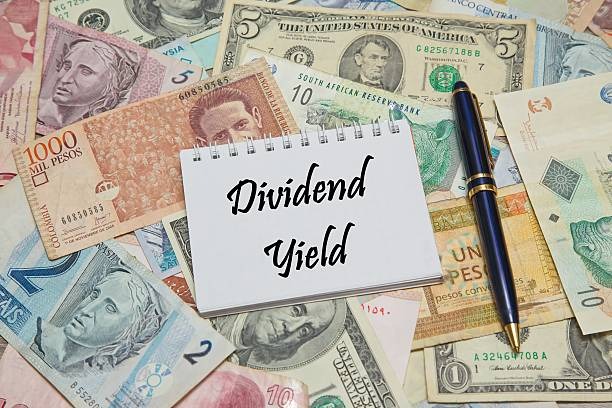 Index Mutual Funds vs. Dividend Yield