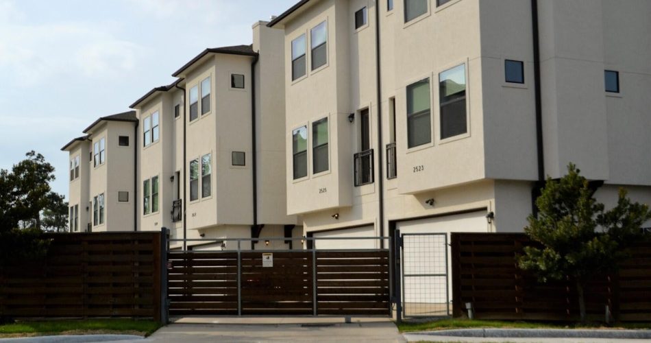 Advantages of Apartment Living